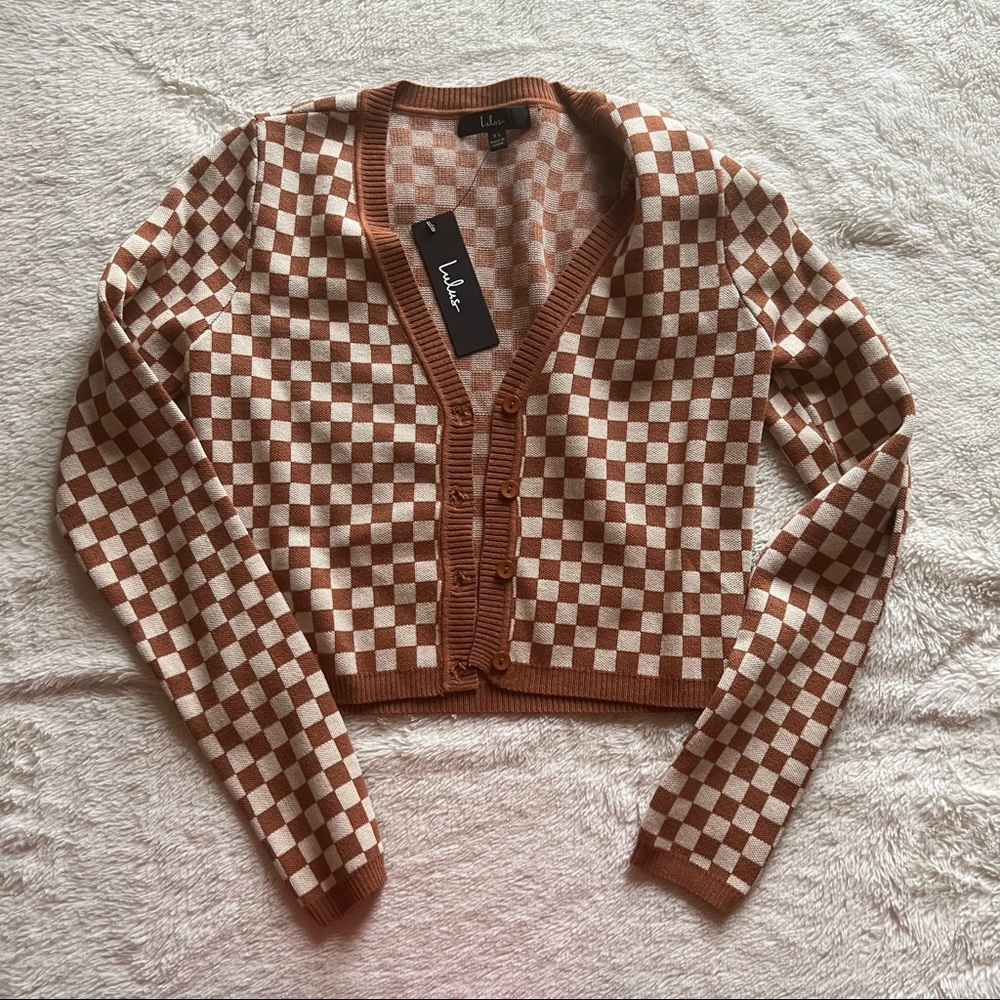 Checkered top